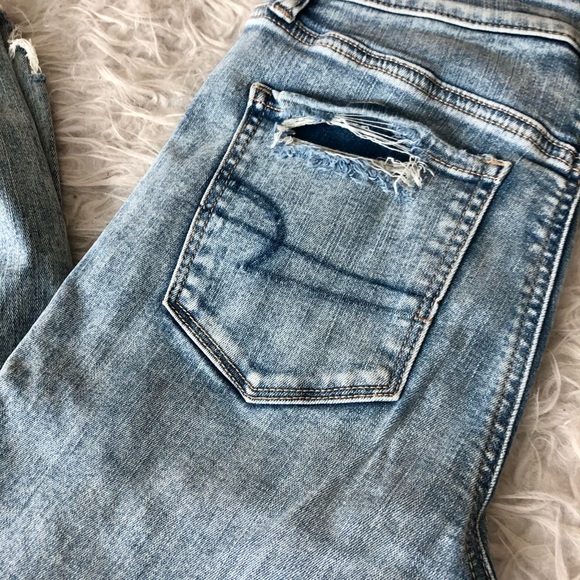 American Eagle Hi-Rise Ripped Jeggings Size 8 - Picture 6 of 8